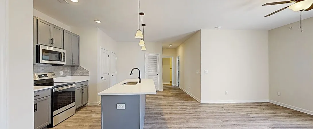 Floor plan 2 bedroom 2 bathroom