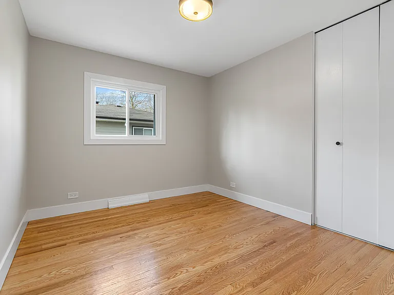 5130 Williams St — Photo 12