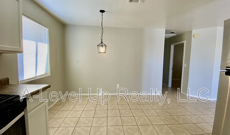 913 E 34th St #1 — Photo 7