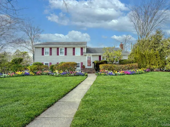 160 Sackville Road, Garden City, NY 11530