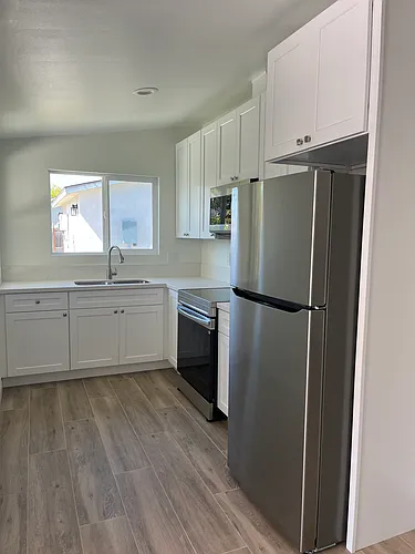 667 W Roderick Ave #2 Photo 1
