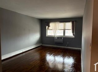 3987 Paulding Ave Floor 2, Bronx, NY 10466