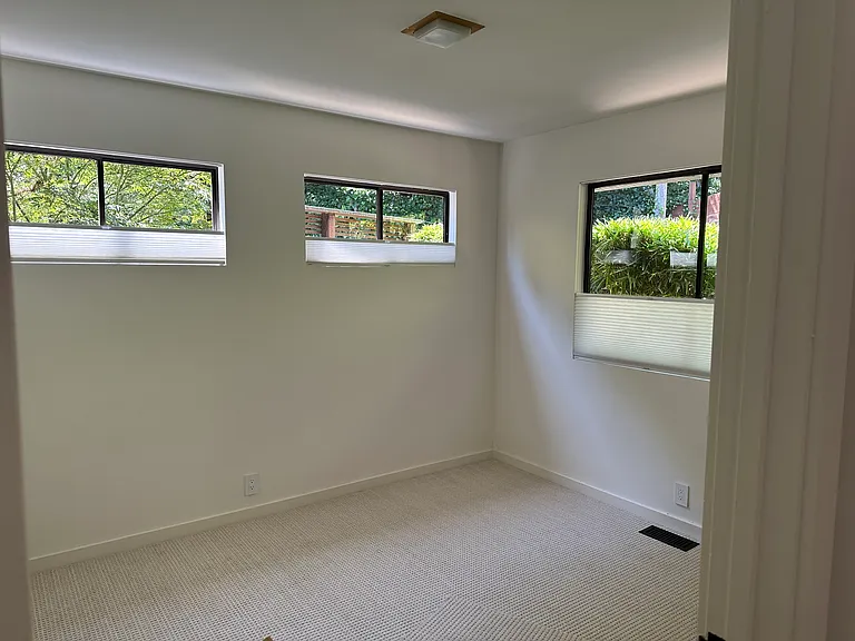14 Summit Dr — Photo 25