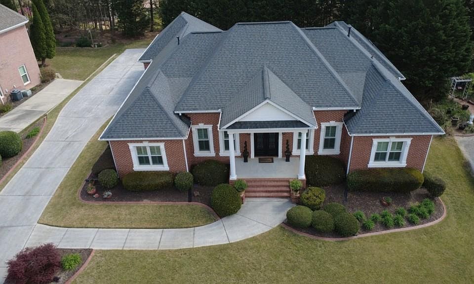 1st image of 605 Peach Pl