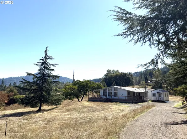 336 Schudeiske Rd, Sutherlin, OR 97479