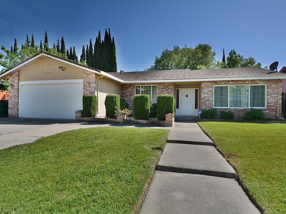 1st image of 1624 Laramie Way