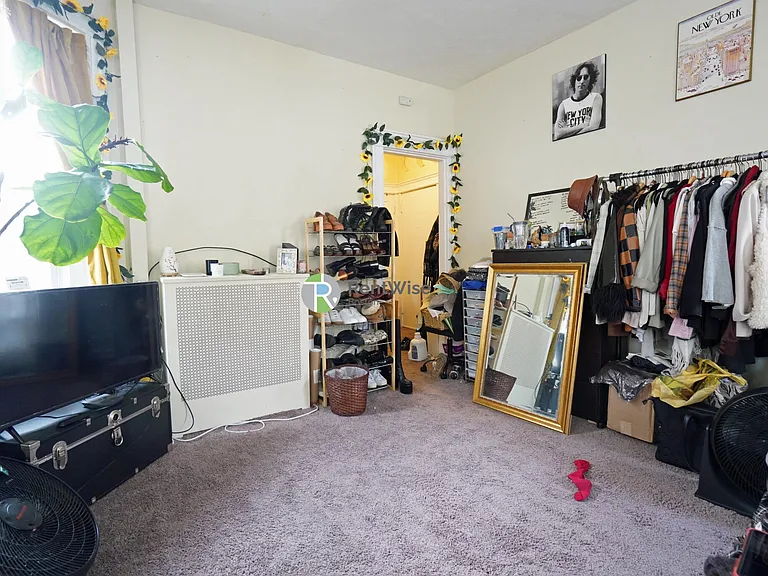 225 Kelton St #2 — Photo 3