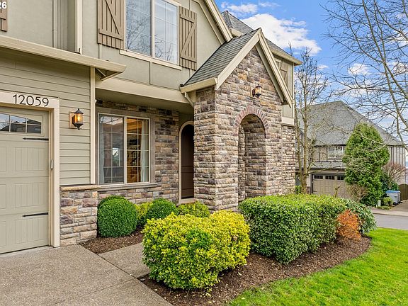 3rd image of 12059 SW Stringer Ln