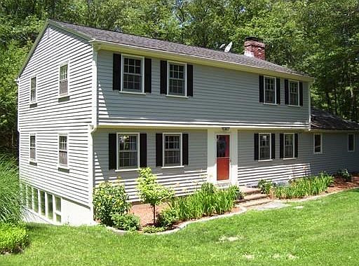 2nd image of 9 Cider Mill Ln