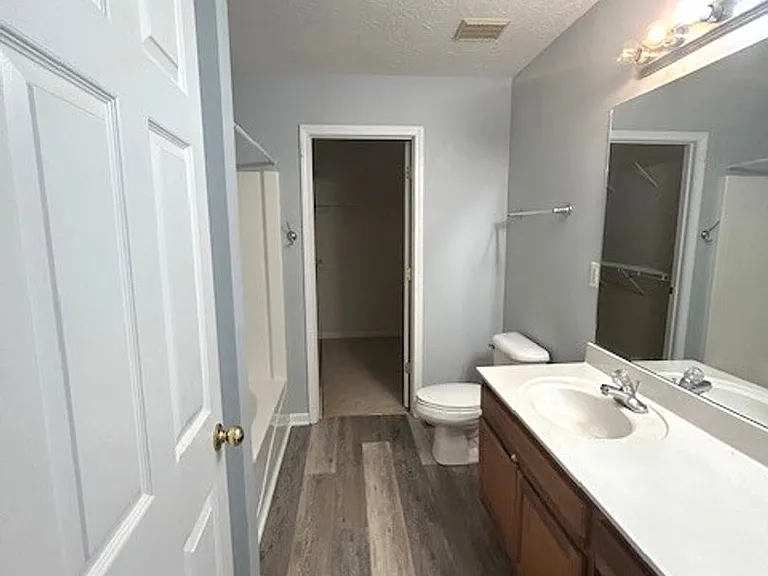 2709 Michelle Park — Photo 14