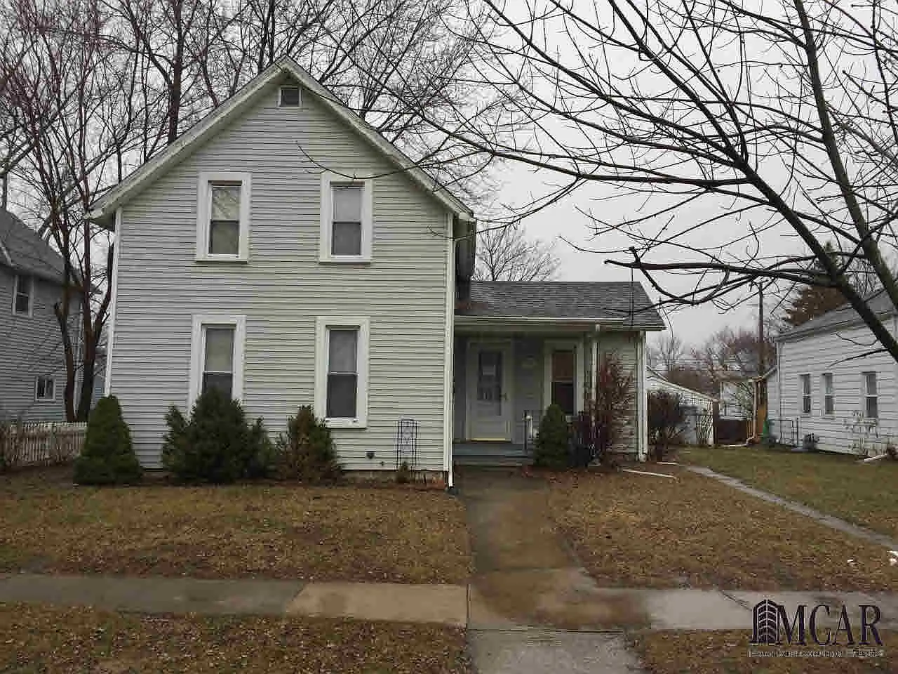 718 Harrison St photo 1