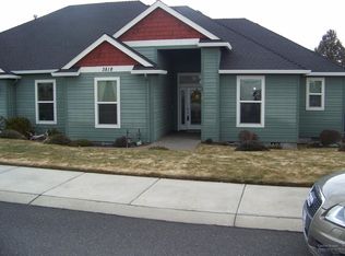 3818 SW Tommy Armour Ln, Redmond, OR 97756