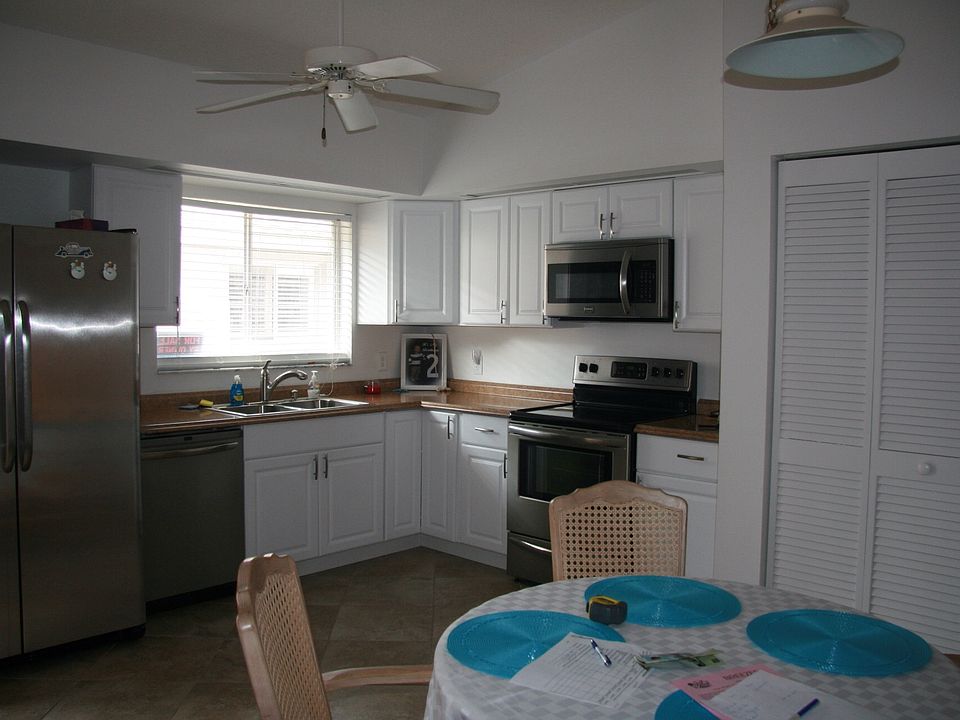 1st image of 6468 Hamlet Dr Unit 4-A