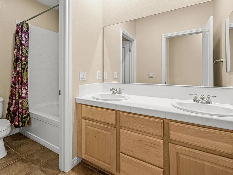 851 Antilla Way — Photo 24