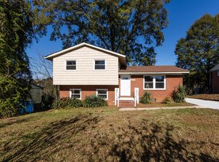 2415 Abelwood Rd, Charlotte, NC 28216