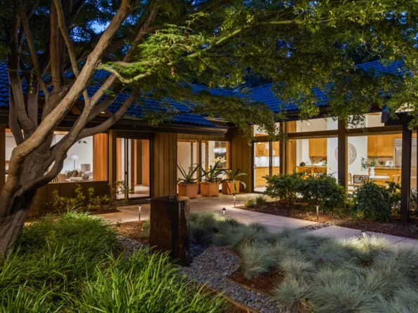 2525 W Ellery Ave, Fresno, CA 93711