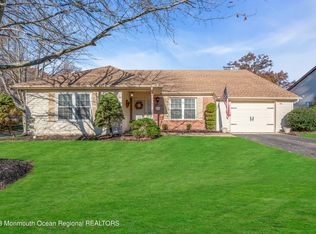 86 Morning Glory Ln, Whiting, NJ 08759