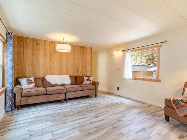 141 SW 15th St Unit 21, Bend, OR 97702