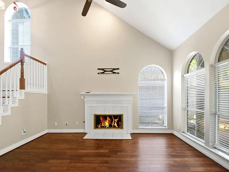4307 Lakeshore Forest Dr — Photo 16