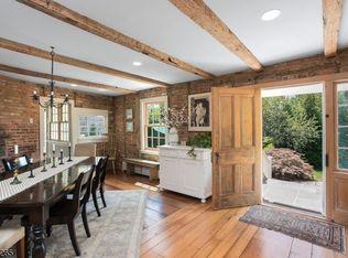 41 Compton Ct, Basking Ridge, NJ 07920