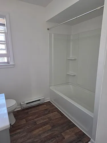 102 E Main St #4 Photo 1