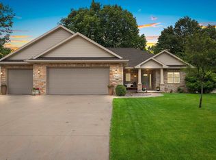 2114 N Gate Rd, Green Bay, WI 54313