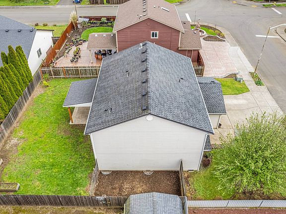 4th image of 13008 NE 46th St