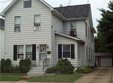 1st image of 614-616 W 22nd St