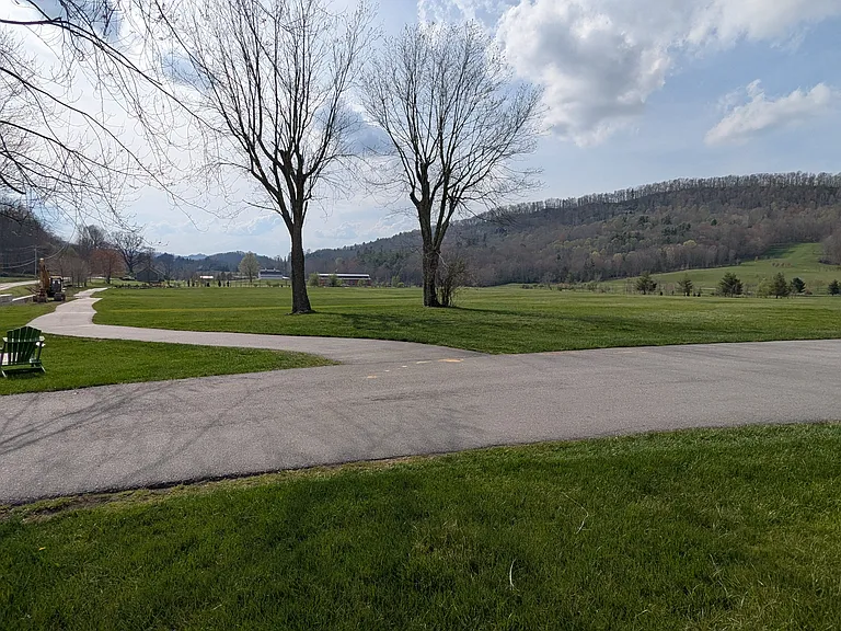 835 Dobbins Rd — Photo 17