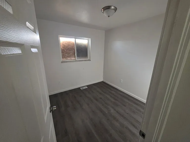 1421 Richard Dr — Photo 5