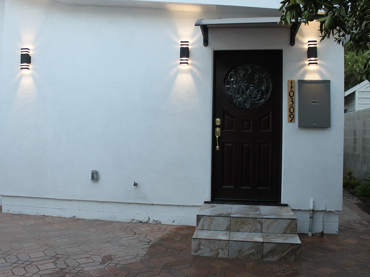 1 bed, 500 sqft, $2,300 — Photo 3