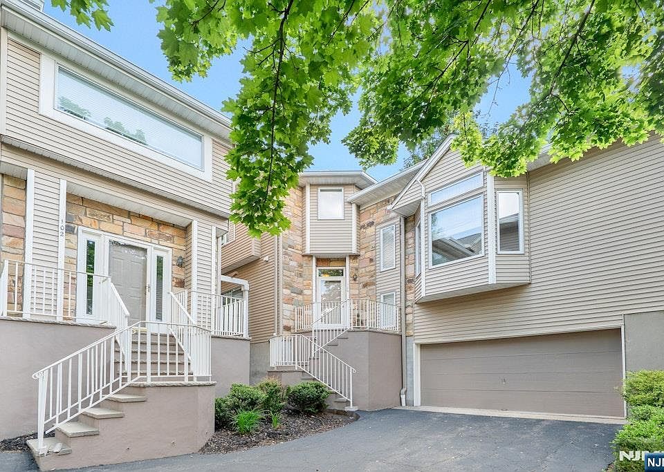 1st image of 104 Clarken Dr #66