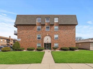 9143 S Roberts Rd APT 6, Hickory Hills, IL 60457