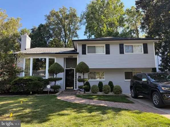 6308 Rockhurst Rd, Bethesda, MD 20817
