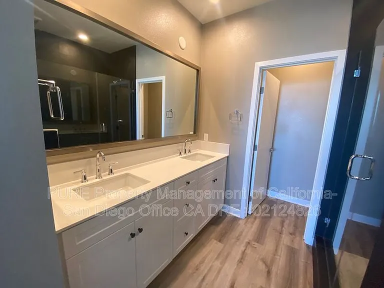 713 Shoreline Rd — Photo 17
