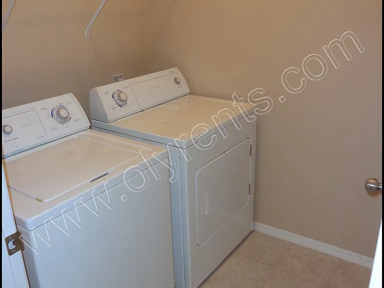Laundry Room_06202014