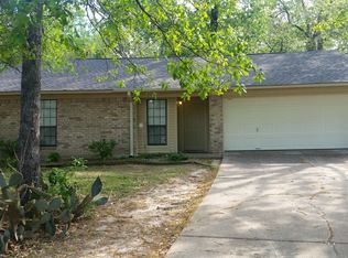 1304 Glade St, Lufkin, TX 75901