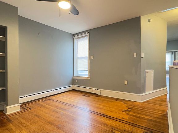 4th image of 132 N 53rd St