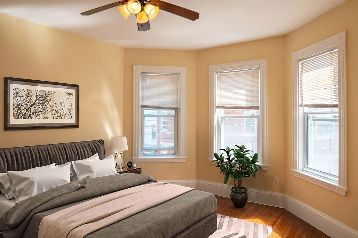 Building Photo - 21 Parker Hill Ave #1A