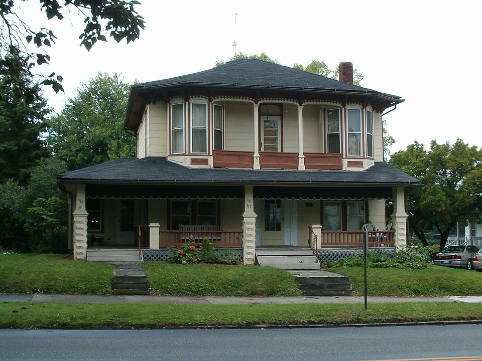 1st image of 117 N Main Street