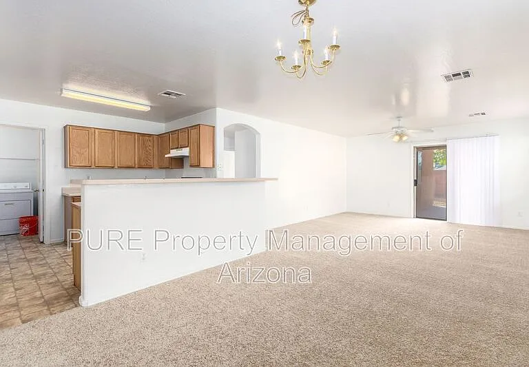1816 S 106th Ln — Photo 10