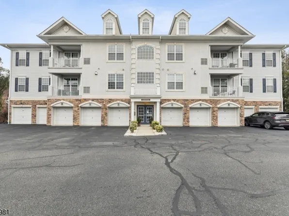 6 Cliff Rd #D3, Woodland Park, NJ 07424