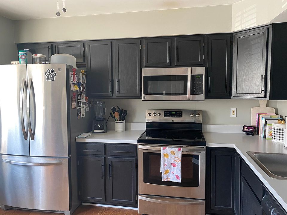 1st image of 332 Green Mountain Ct
