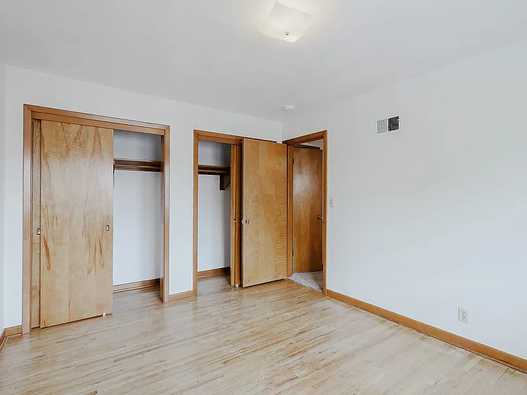 1731 E St #8 — Photo 14