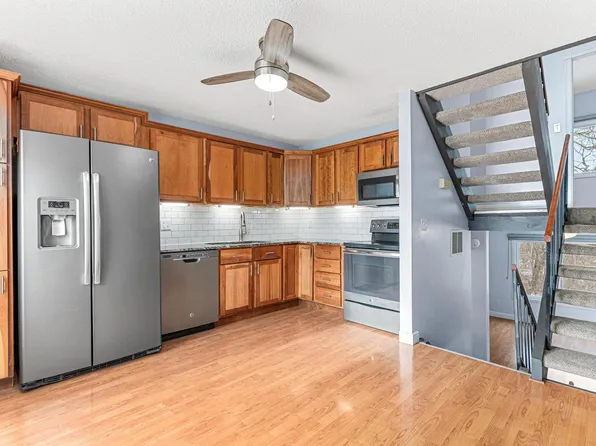 1751 Meadowlark Rd, Eagan, MN 55122