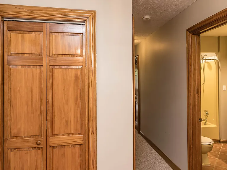 229 Topaz Ln — Photo 18