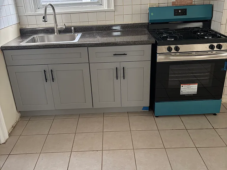 654 Liberty Ave #2 — Photo 10