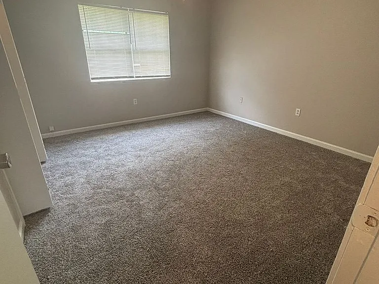 125 Lari Ln — Photo 4