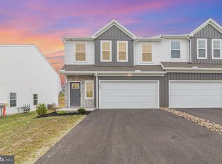 7851 Briarwood Dr, Harrisburg, PA 17112