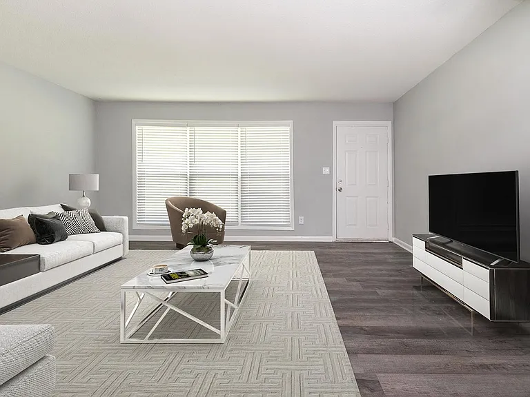 Crown Point Townhomes — Photo 8